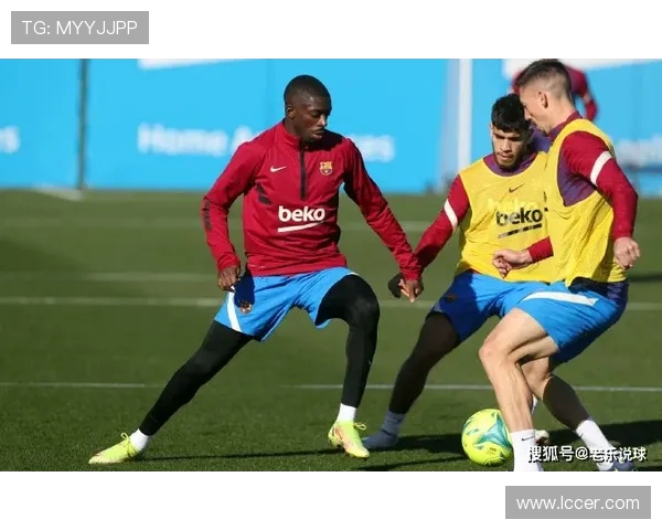 利马首发战纽卡斯尔联时隔两月重返先发阵容引发球迷热议焦点 利马首发战纽卡斯尔联时隔两月重返先发阵容引发球迷热议焦点