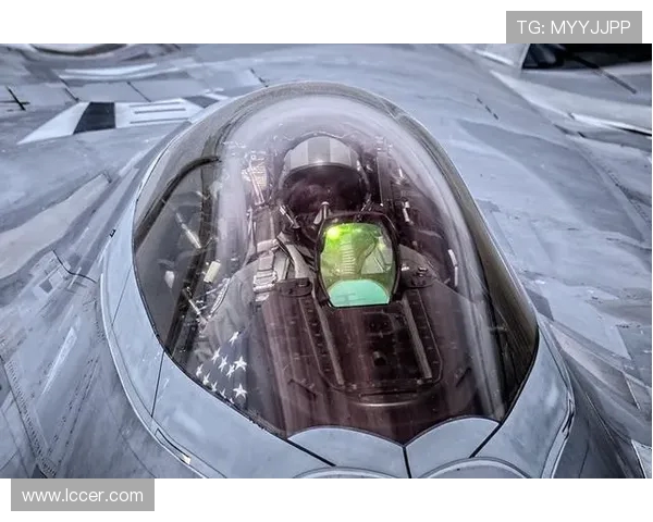战斗机座舱盖的激光防护涂层技术
